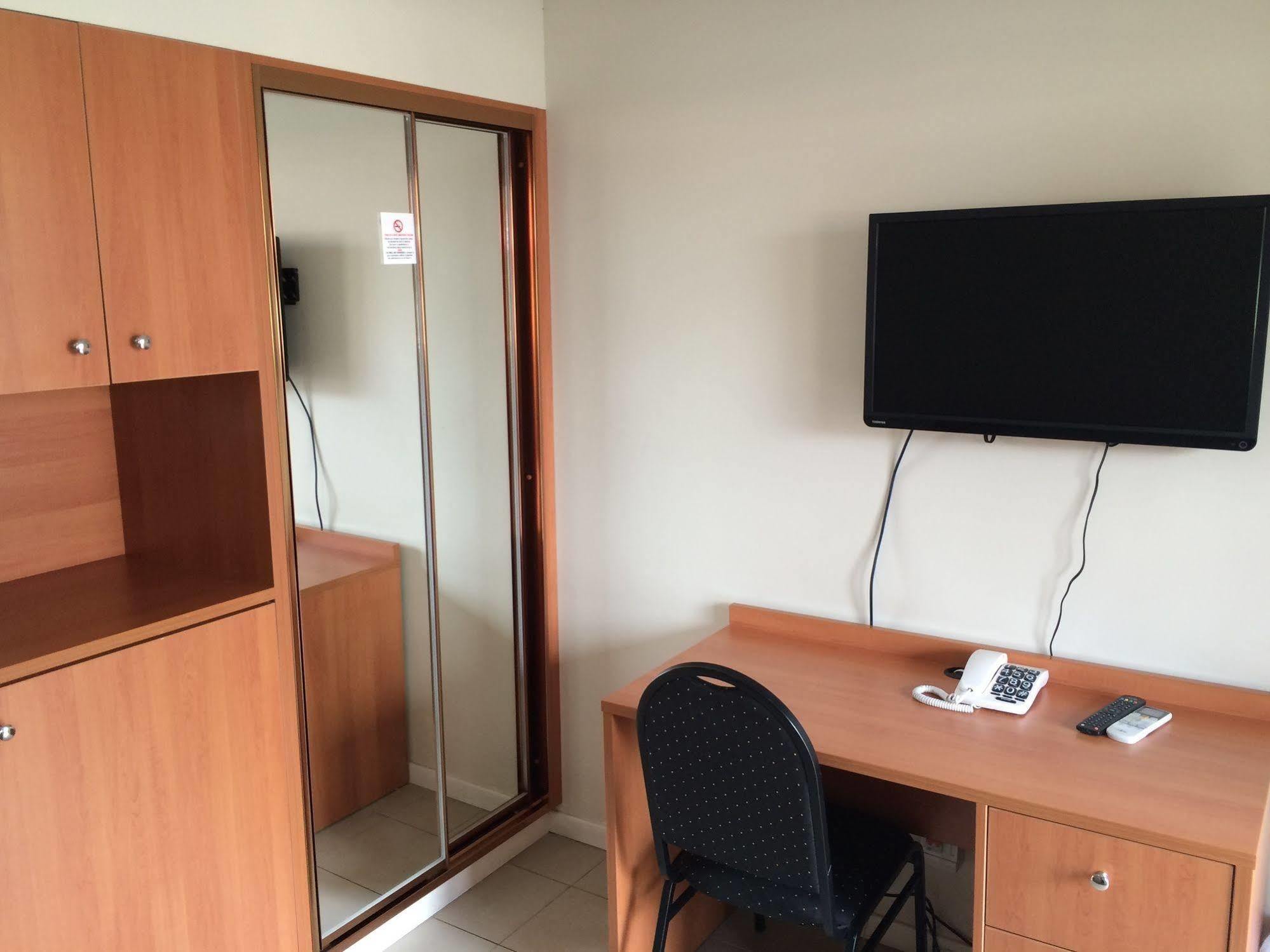 Liberty Plains Motor Inn Sydney Kültér fotó