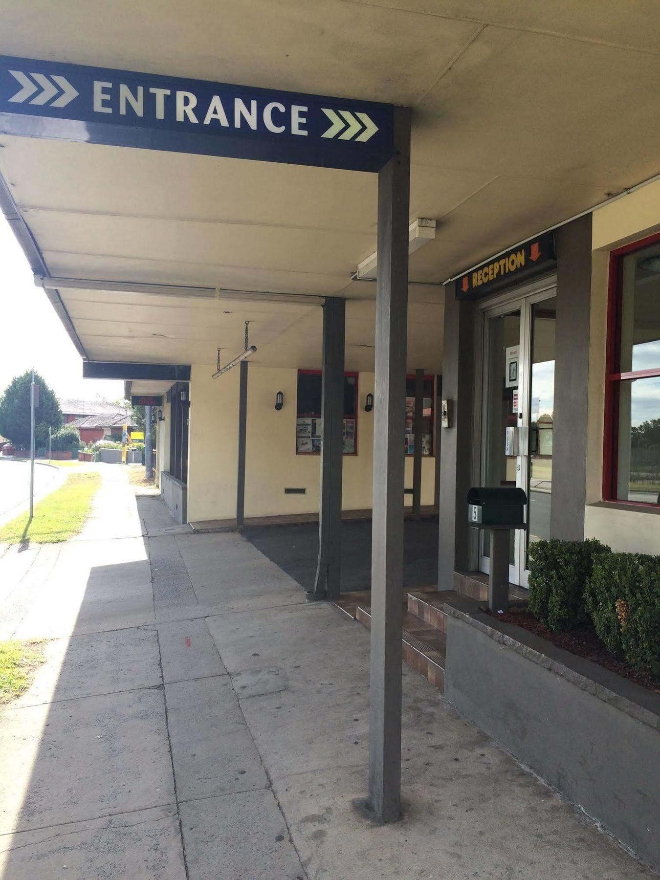 Liberty Plains Motor Inn Sydney Kültér fotó