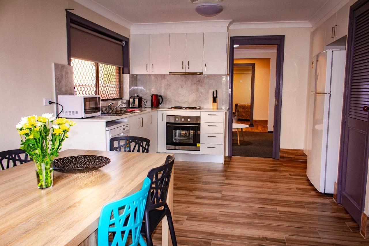 Liberty Plains Motor Inn Sydney Kültér fotó